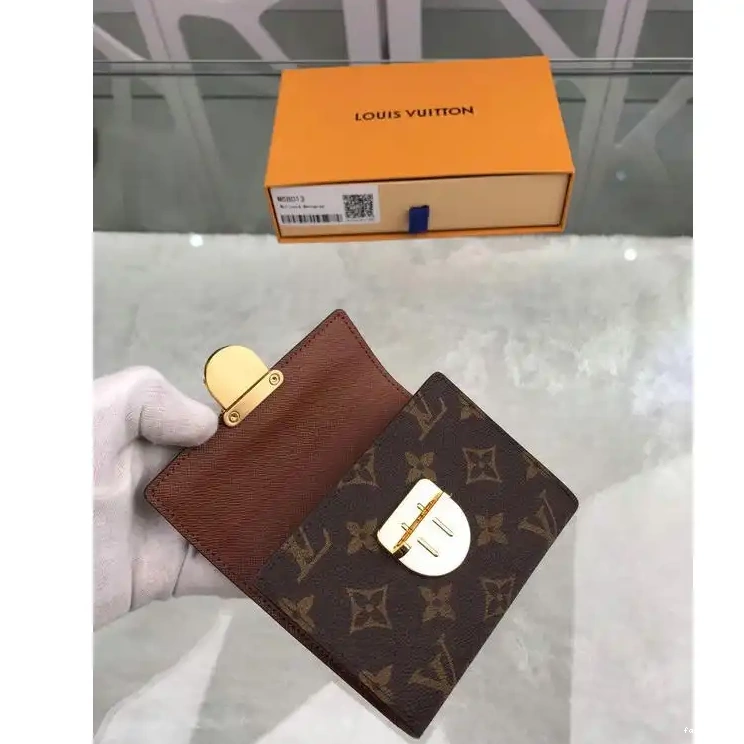 Fashionrep LV 19T1L0521 Bags 0526